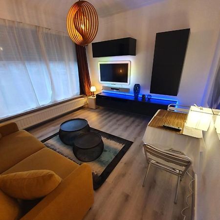 Cosy Corner In Quiet Suburb - All Cars Allowed Antwerp Luaran gambar