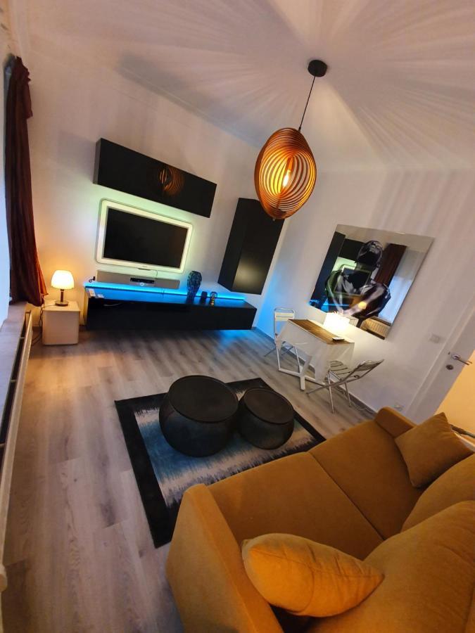 Cosy Corner In Quiet Suburb - All Cars Allowed Antwerp Luaran gambar